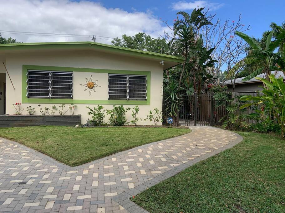 Tropical Classic Retro Florida, Private 2 Bedroom With Location Apartamento